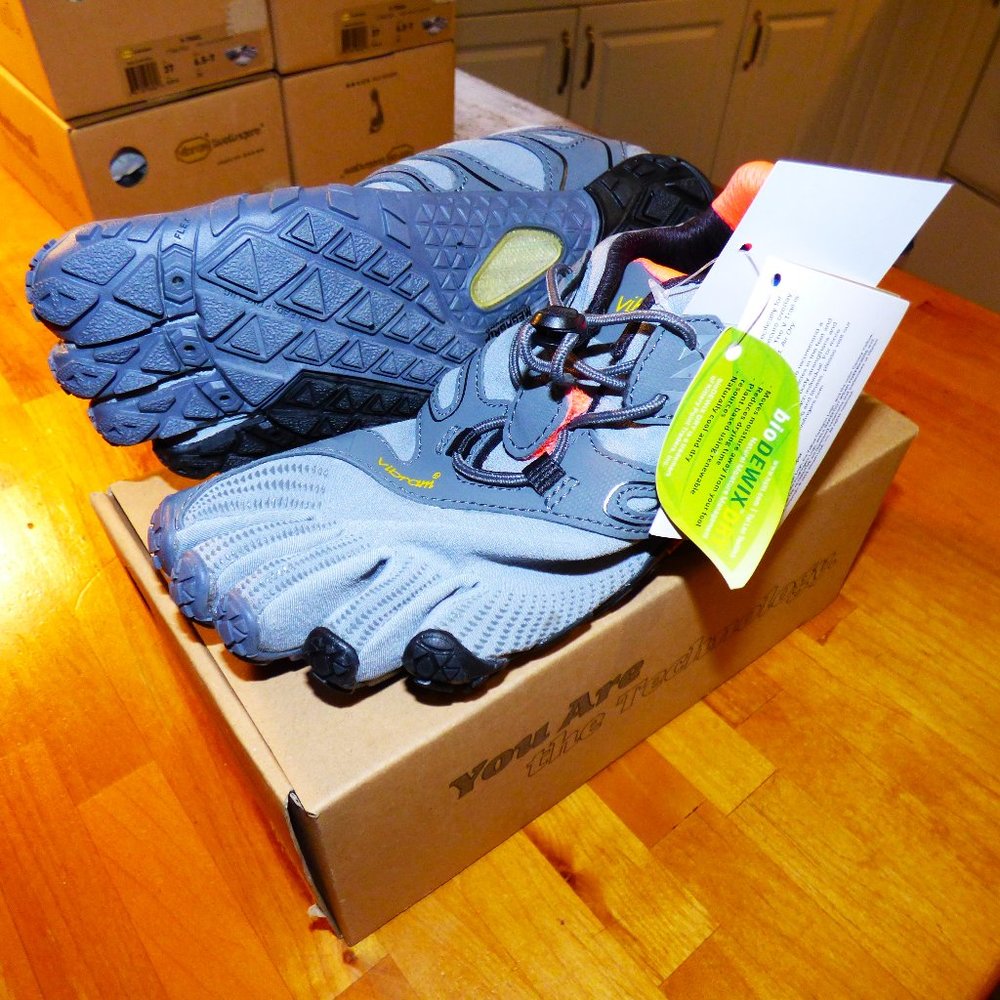Vibram FiveFingers ... er, or Toes